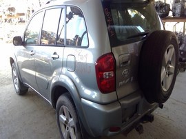 2005 TOYOTA RAV4, SILVER, L MODEL, 2.4L, AT, AWD.  Z26420
